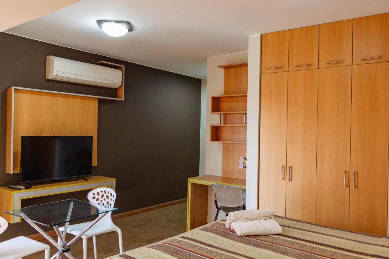 Hotel Mochiks Чиклайо Екстер'єр фото